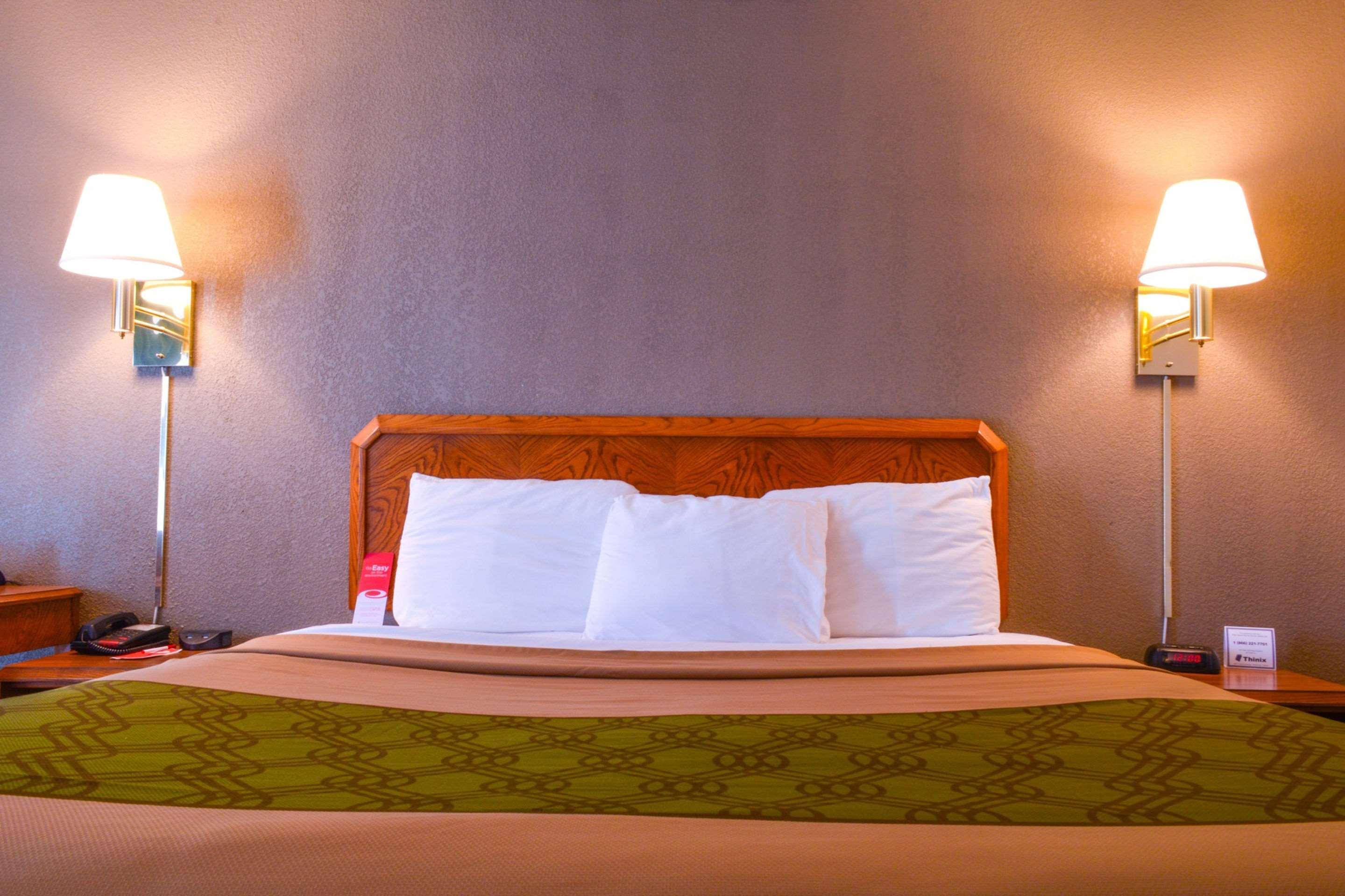 Econo Lodge Willowbrook Eksteriør bilde