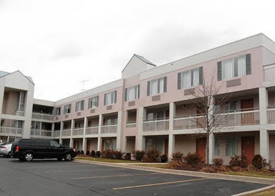 Econo Lodge Willowbrook Eksteriør bilde
