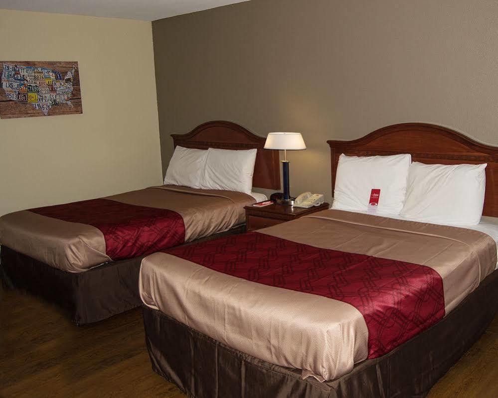 Econo Lodge Willowbrook Eksteriør bilde